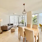 Newly Renovated In The Center Of - Eaw Homes *