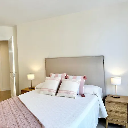 Newly Renovated In The Center Of - Eaw Homes Apartment *