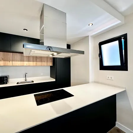 Apartment Newly Renovated In The Center Of - Eaw Homes *
