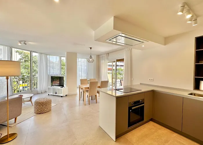 Newly Renovated In The Center Of - Eaw Homes Lejlighed Marbella