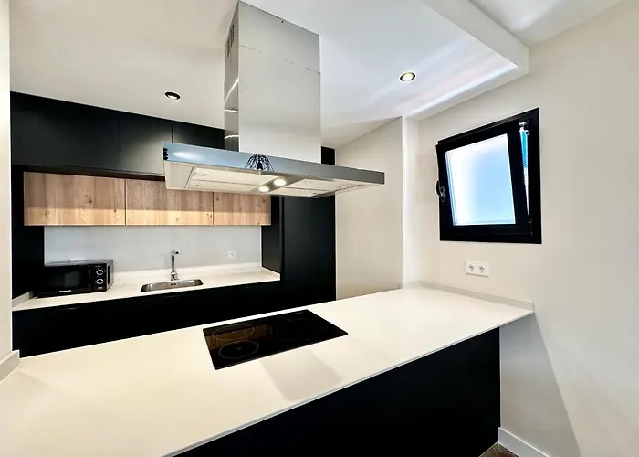 Lejlighed Newly Renovated In The Center Of - Eaw Homes *